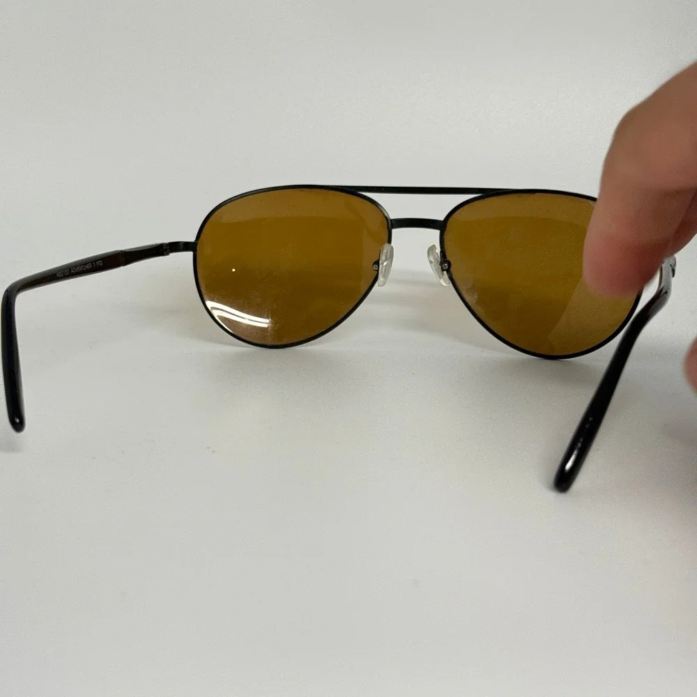 Merona Adventurer 1 FTG Aviator Sunglasses Black Frame Amber Lens H00107‎